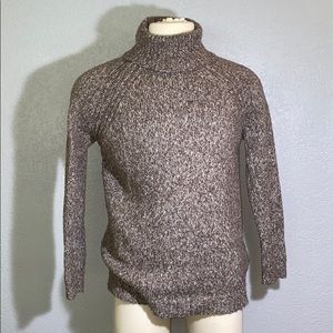 Brown sweater, like new condition